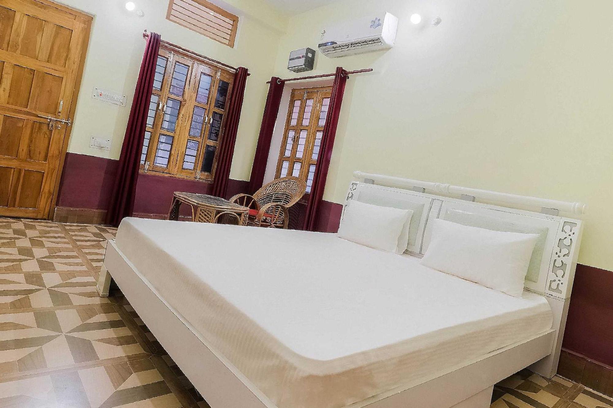Hotel O Jyotish House Ayodhya Eksteriør bilde