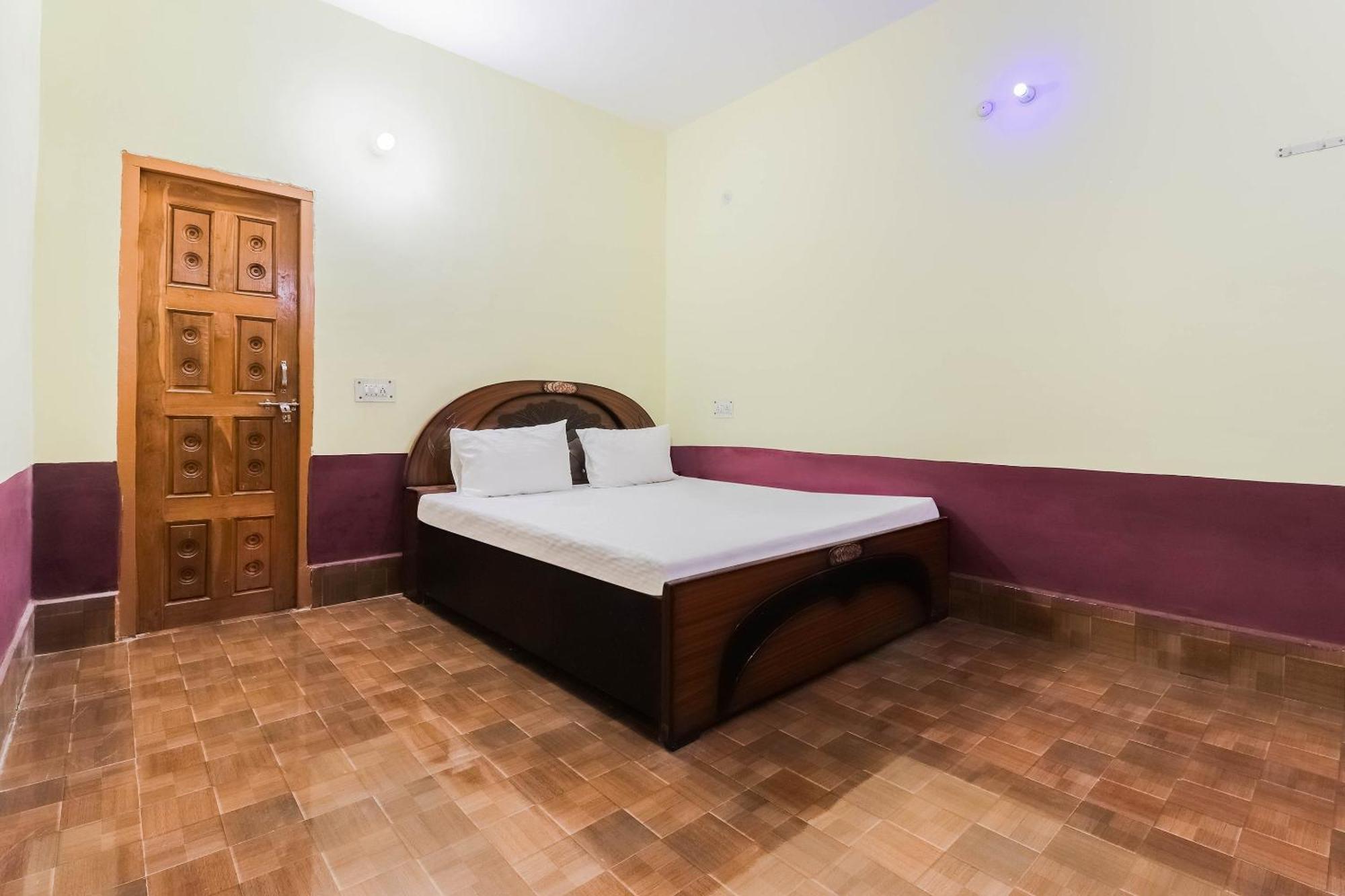 Hotel O Jyotish House Ayodhya Eksteriør bilde
